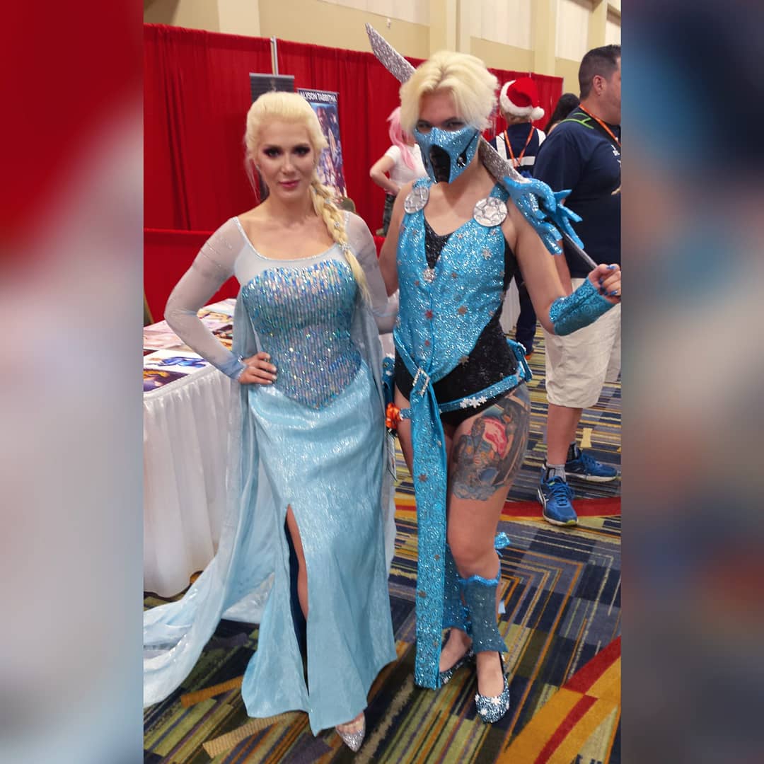JoelXero's tweet photo. Elsa & Sub-Elsa!
#fatalityfriday
.
.
.
.
.
.
#disney #frozen #elsa #subelsa #mk #mortalkombat #elsacosplay #mk9 #mortalkombatcosplay #cosplay #frozencosplay #kristenhughey #holidaymatsuri #holmat #holmat2017 #holidaymatsuri2017 https://t.co/NJZxJs1RbN