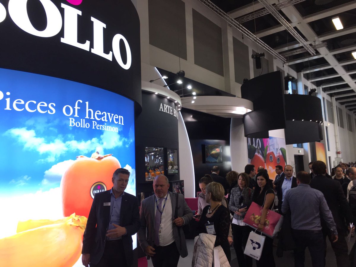 MelonesBOLLO's tweet photo. Tercer y último día de #fruitlogistica2018 . Muy orgullosos por la cantidad de visitas y trabajo que hemos tenido. Ha sido un esfuerzo que ha valido la pena. Hasta pronto y gracias por estar ahí. #bollo #frutas_bollo @NaranjasBOLLO @BOLLOFRUIT https://t.co/0k5n9grJ3X