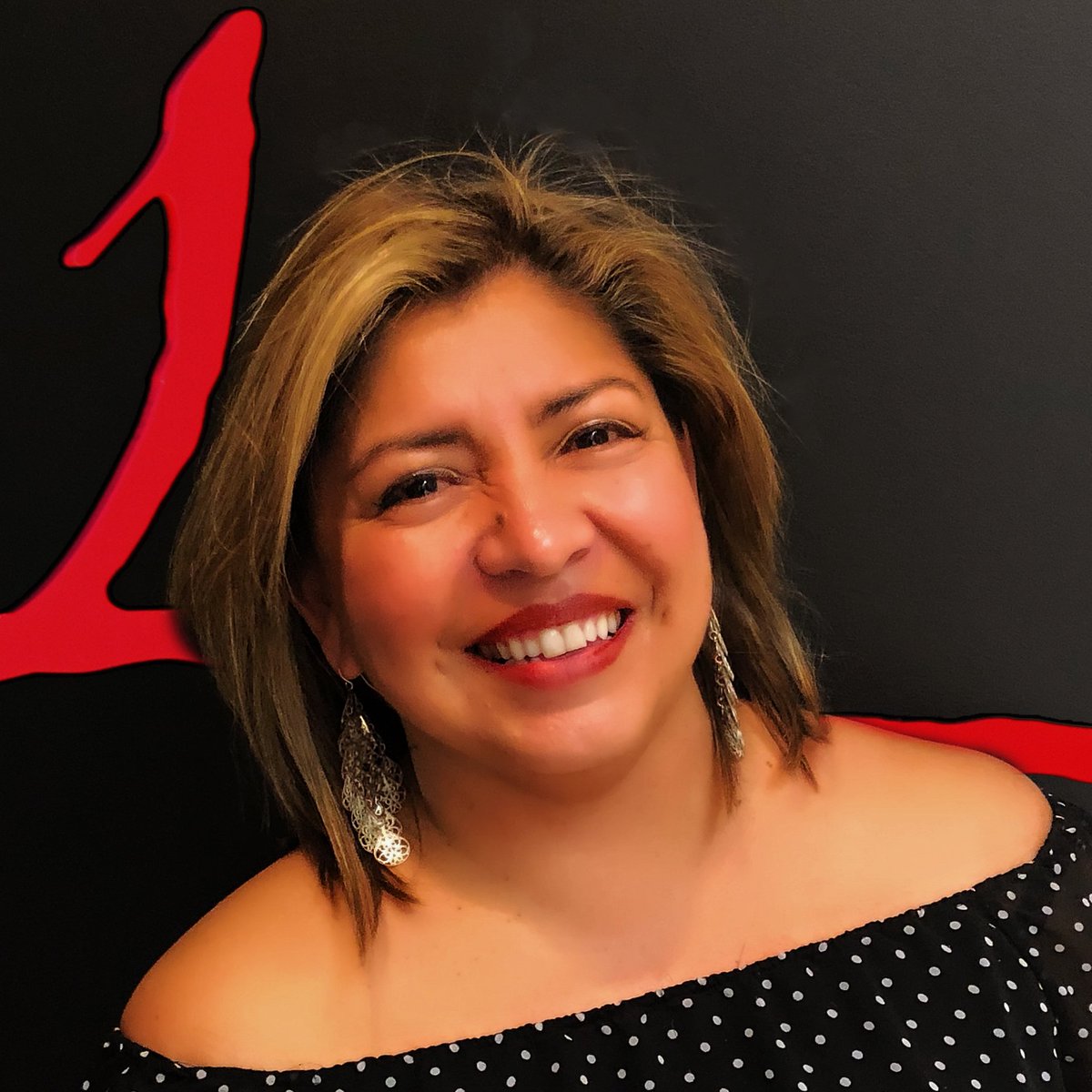 MariaLivesay's tweet photo. She's Back!!! We are pleased to welcome the return of Sonia to our staff  of extremely talented hairdressers! Call now to schedule your appointment 203-698-3509 #yay @marialivesaysalon #excited #superstylist #superfab https://t.co/2TTIdlFjE0