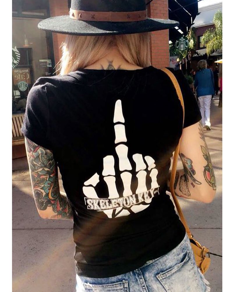 ShinerDist's tweet photo. .@SkeletonKeyMfg is available for distribution across Europe now! Get your all your ☠️🗝 from our B2B now, including this Middle Finger tee 👌 #SkeletonKeyMfg https://t.co/1bqZJfF5tE