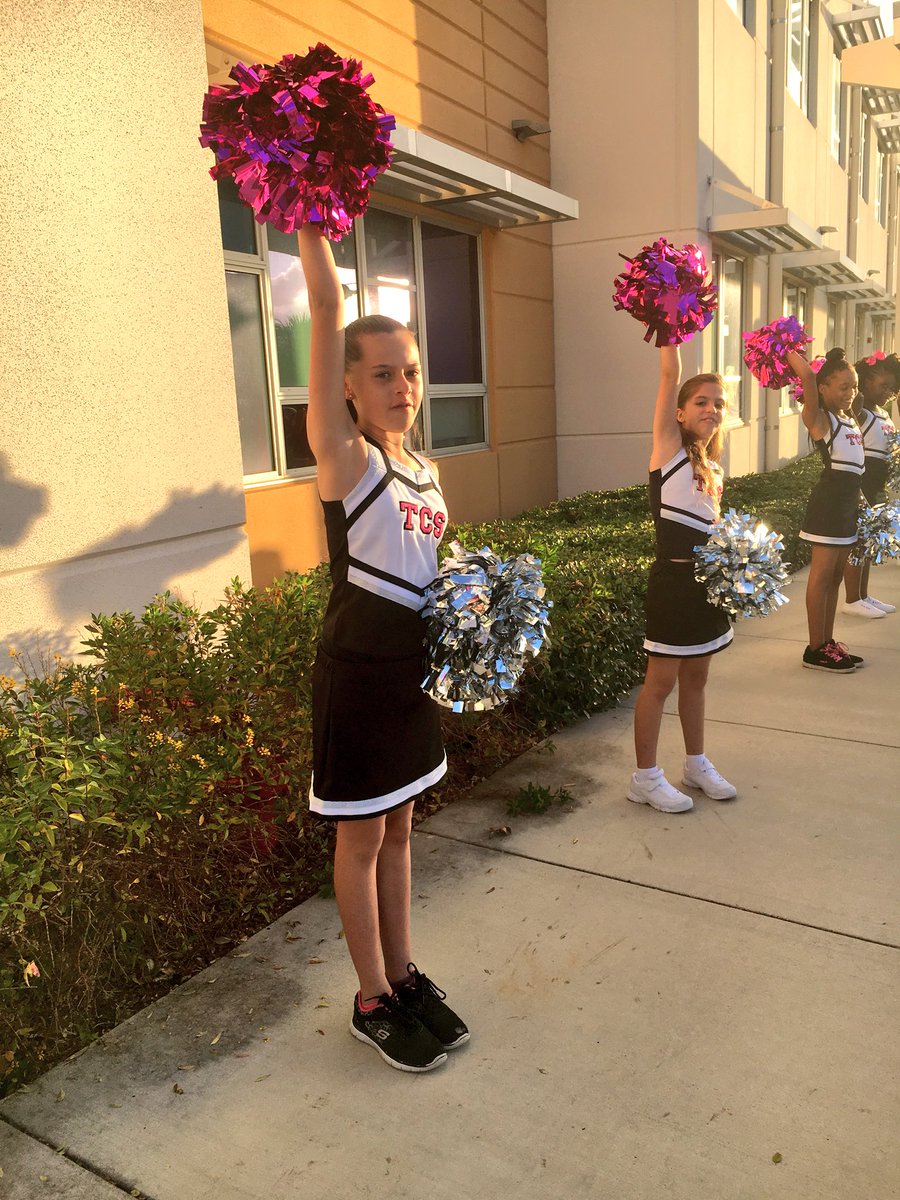 KimCastellucci_'s tweet photo. TCS Cheerleaders welcoming students to school! https://t.co/nWQIl6tfwO