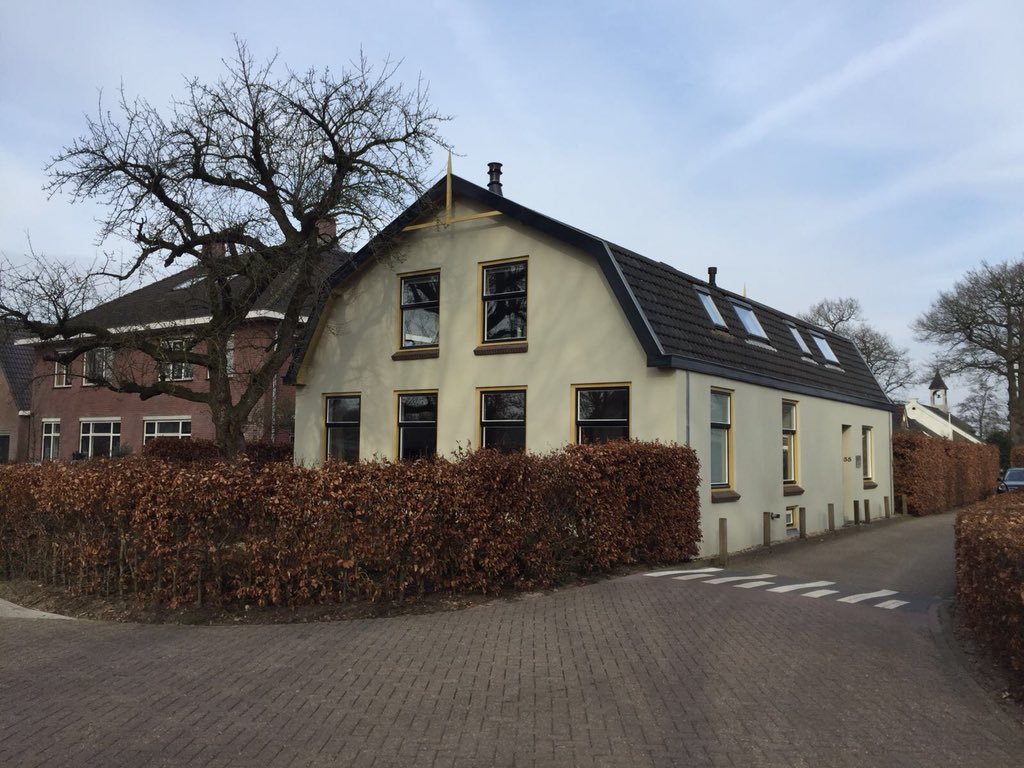 ZonnenbergMakel's tweet photo. Haarweg 35 Overberg, vraagprijs: €635.000,- https://t.co/jHDjz3sJu2
