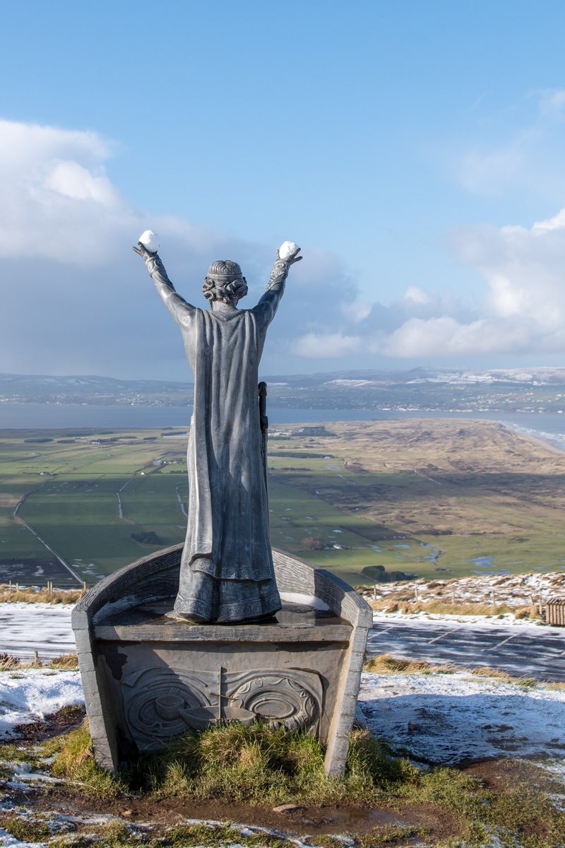 Never pick a snowball fight with the Sea God Mannanan Mac Lir which overlooks Magilligan Point and Innishowen <a href="/newslineweather/">IrishWankers</a> <a href="/angie_weather/">angie phillips</a> <a href="/barrabest/">Barra Best</a> <a href="/WeatherCee/">Cecilia Daly</a> <a href="/geoff_maskell/">Geoff Maskell</a> @ILoveNorthCoast <a href="/NWSharingZone/">NW Ireland 2040</a> <a href="/VisitCauseway/">Visit Causeway Coast & Glens</a> @VisitorInfoCCAG <a href="/frank_broadcast/">Frank Mitchell</a>