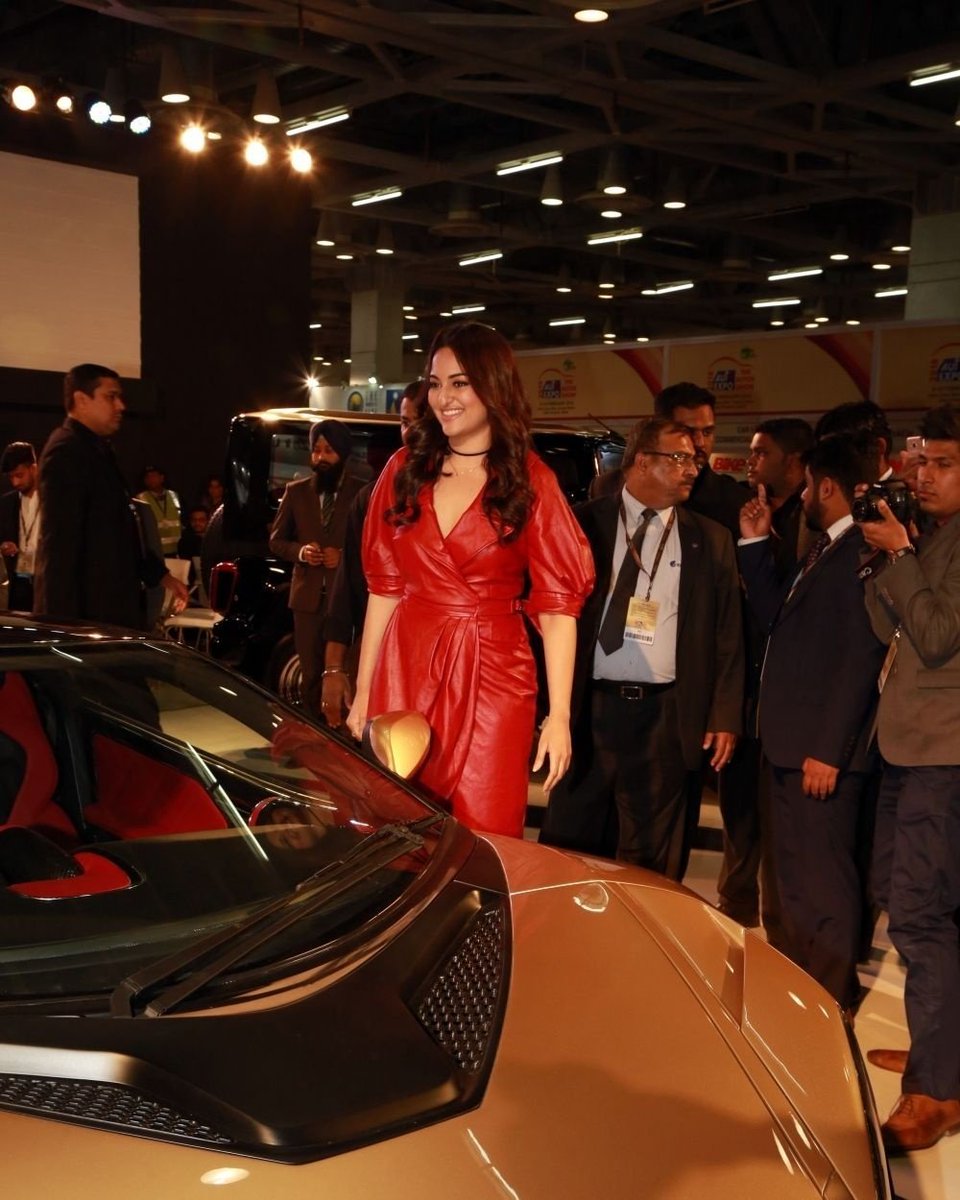 [PICS]: <a href="/SonakshiSinha/">Sonakshi Sinha</a> Unveils DC TCA at #AutoExpo2018