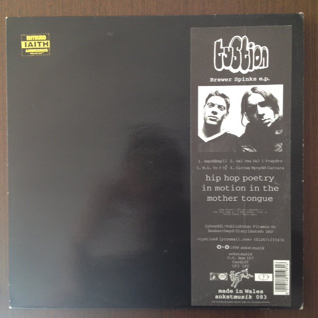 Llwyd_Owen's tweet photo. Tystion / Dybl-L / Cofi Bach a Tew Shady
https://t.co/QnZ6abdRdV / https://t.co/Kh6cjrOreY / https://t.co/Ao4AMXlt65
#HipHopCymraeg #feinyl
#DyddMiwsigCymru https://t.co/JBLfoNIw8f