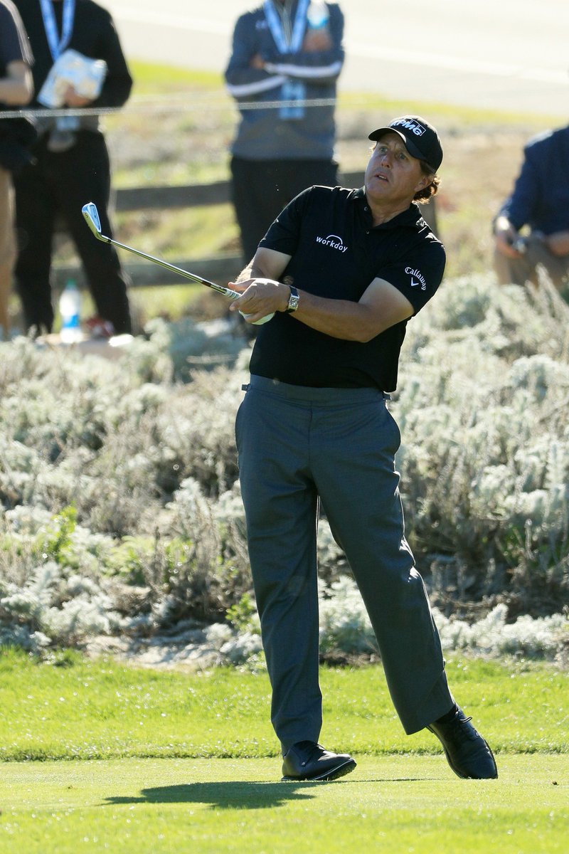 Phil Mickelson has two legs up on hitting it longer, straighter -- seriously ow.ly/kOX630iiTGf