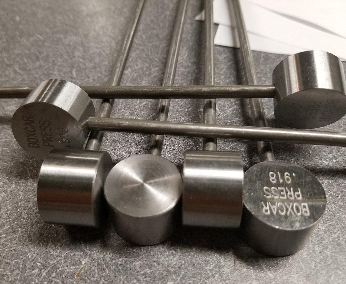 letterpress's tweet photo. Awesome responses out to all our fellow printers for this week's What Is It Wednesday. Ever the printing buddy, we love our roller setting gauge here at #boxcarpress! Stay tuned for next week's mystery item!
https://t.co/dfNgq41bDU
#typehighforlife #letterpress #typehigh https://t.co/Rn6BEbyJoY