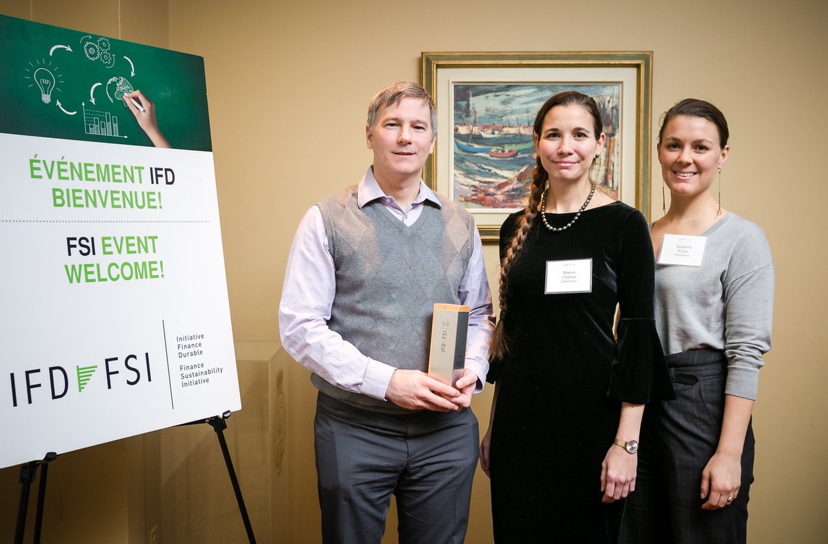 DatamaranAI's tweet photo. Some lovely photos from the event: @maevaj_charles & @suekatus with @TD_Canada @gildancorp @Goldcorp_Inc @TELUS #ifdfsi https://t.co/hKlj2mF8sz