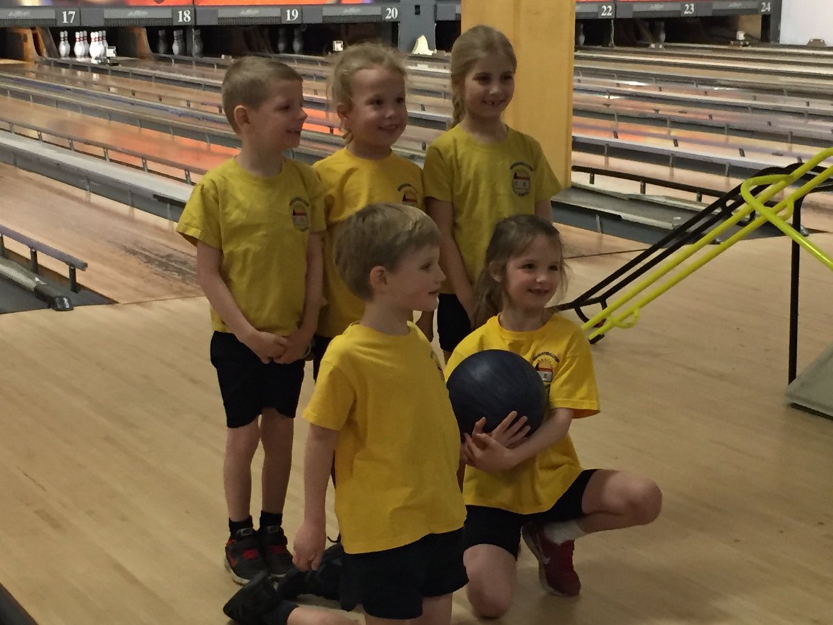 BrightwaltonSch's tweet photo. So proud of our KS1 Bowling Team winning silver medals at the competition on Wednesday afternoon.  🎳 @mfabowlnewbury Thanks for hosting. https://t.co/FHyXe6wD5q