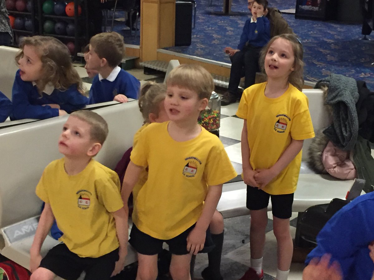 BrightwaltonSch's tweet photo. So proud of our KS1 Bowling Team winning silver medals at the competition on Wednesday afternoon.  🎳 @mfabowlnewbury Thanks for hosting. https://t.co/FHyXe6wD5q