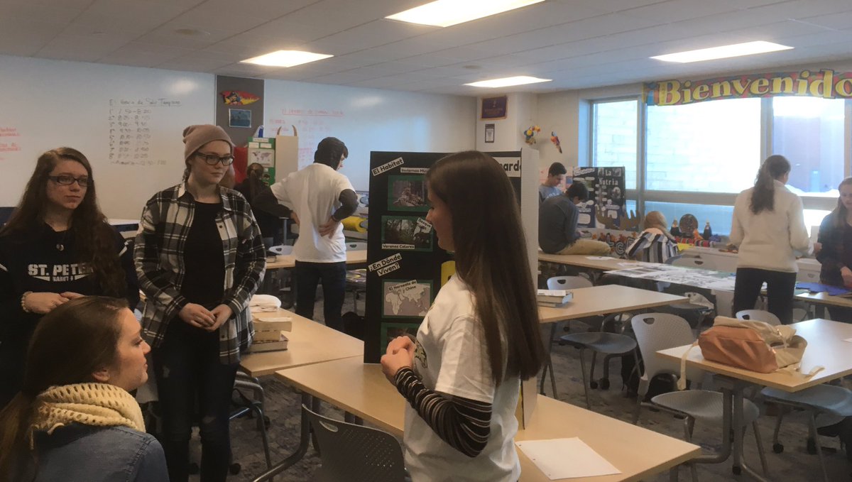 JMMaldonadoP's tweet photo. Spanish 4 students in Profe Englehorn's class get ready for next week's MN Zoo Day: groups of students will teach visitors about the animals as they walk through the exhibits. It's a great day of community-building and world languages. #SPPSinspiredlearning #communication https://t.co/sEb8uhf9FA