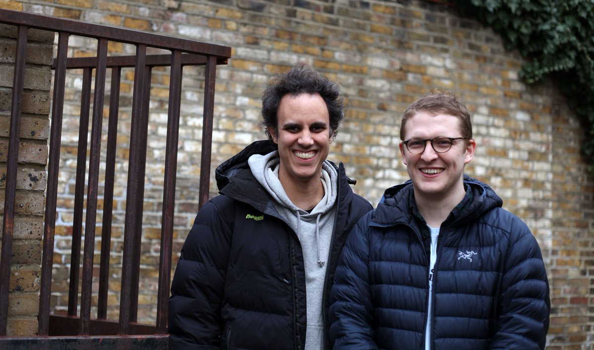 NTSlive's tweet photo. Live for another 1hr30 with @floatingpoints b2b @fourtet on channel 2 - tune in, https://t.co/UW6sG0bGqg https://t.co/t0DNoUsgfz