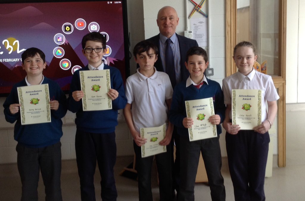 StAidans_5th_A's tweet photo. Our full Monday attenders reached 100 days in school this year. Congratulations 👍 @SaintAidansPS https://t.co/ODwsONgIOY
