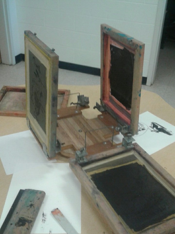 JRLUSE_ART's tweet photo. I get higher engagement when i teach 'real world' art skills...so in a couple of weeks we'll be #screenprinting ! #ahsengagement https://t.co/JsEe4owGrA