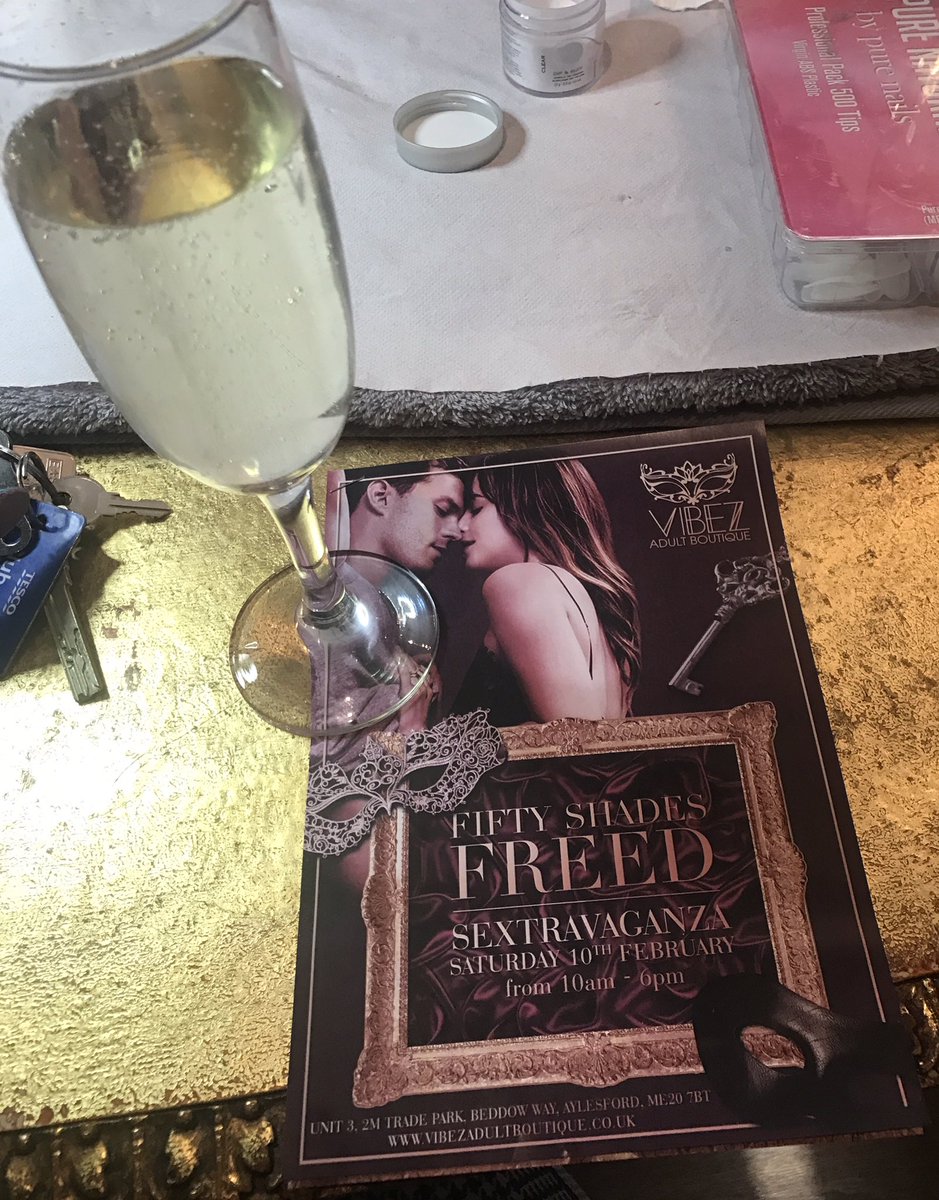 BelleBaker1982's tweet photo. Trying my kit on for tomorrow's #50ShadesFreed event .... in Kent tomorrow?? Pop by the Vibez Adult Boutique 💋 https://t.co/uqrTjwtY9v