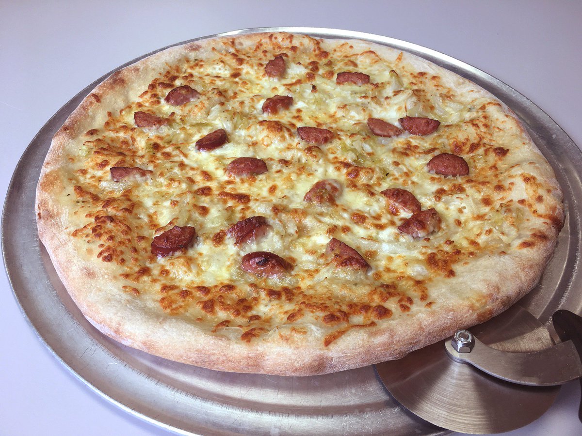 Happy #NationalPizzaDay! Haluski pizza anyone? #Pittsburgh