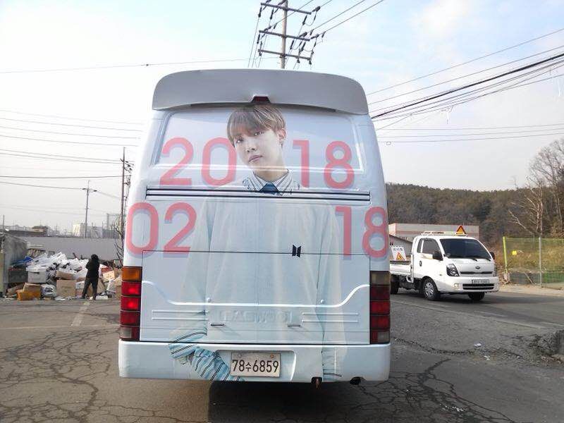 LittleDimplesHS's tweet photo. #Jhope 
#제이홉
#happyjhopeday
#제이홉생일축하 
【J-Hope Birthday Project】HOPE BUS 
DATE:2.10-2.24
See you tomorrow 🚍
@BTS_twt https://t.co/FMHSpr1QKV
