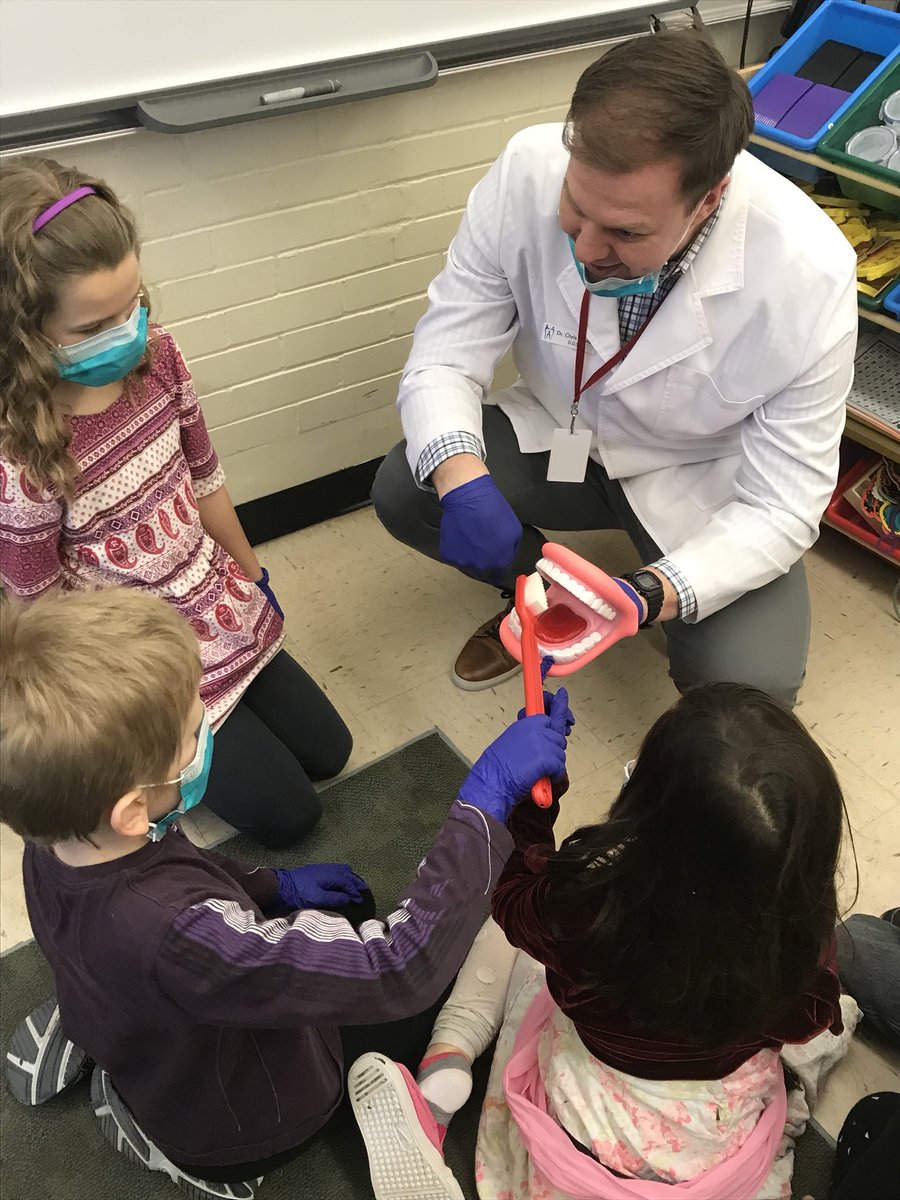 natspratt's tweet photo. Glover Family Dental team from Arnprior was here today to educate us on oral health. What a great interactive experience for these little ones.@walzad @RCDSB This crew sure makes going to the dentist fun! https://t.co/2oyYGvIxWE