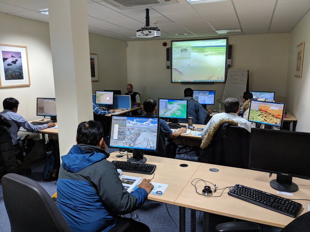 BruzzNapier's tweet photo. @geovisionary .... Training for the Saudi Arabian and Indian Geological Surveys:-) #geovisionary #bgs https://t.co/YJjl6ZHpgc