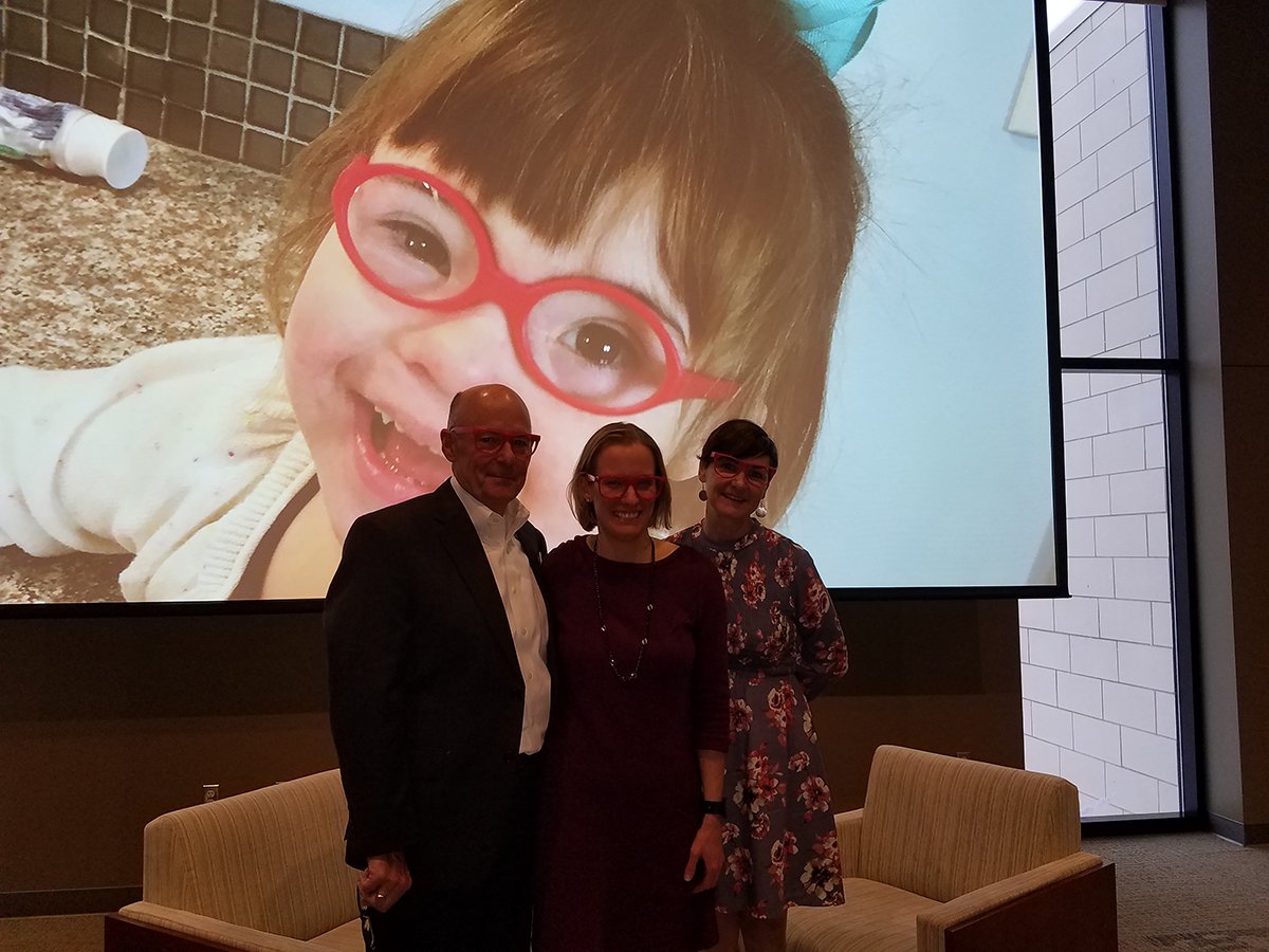 GRDiocese's tweet photo. #Redglassesmovement continues to spread as #cancersurvivor &amp; @healingkidsplay Founder Amanda Winn shares her story at this morning's #CatholicBiz Leaders' Forum https://t.co/5z1LegxMZ5 https://t.co/Ey6CFwpU7Y