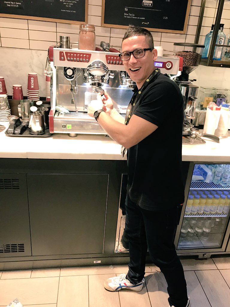 Welcome Iara for her work experience at the best hub,and also jorge the new deli team member✅💚<a href="/Tom_CFP/">Tom Pocock</a> <a href="/cristin8la/">cristina bongiovanni</a> <a href="/paddymooner/">Patrick Mooney</a> <a href="/SDEBDD/">simon ewins</a>