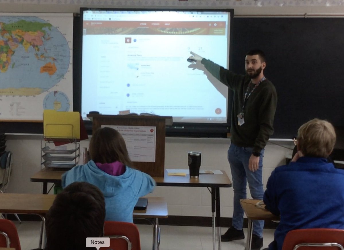 MoeTechWsbg's tweet photo. History class at
WMS goes on an Amazing Race! #WsbgTechPD https://t.co/1iTRSgZiQR