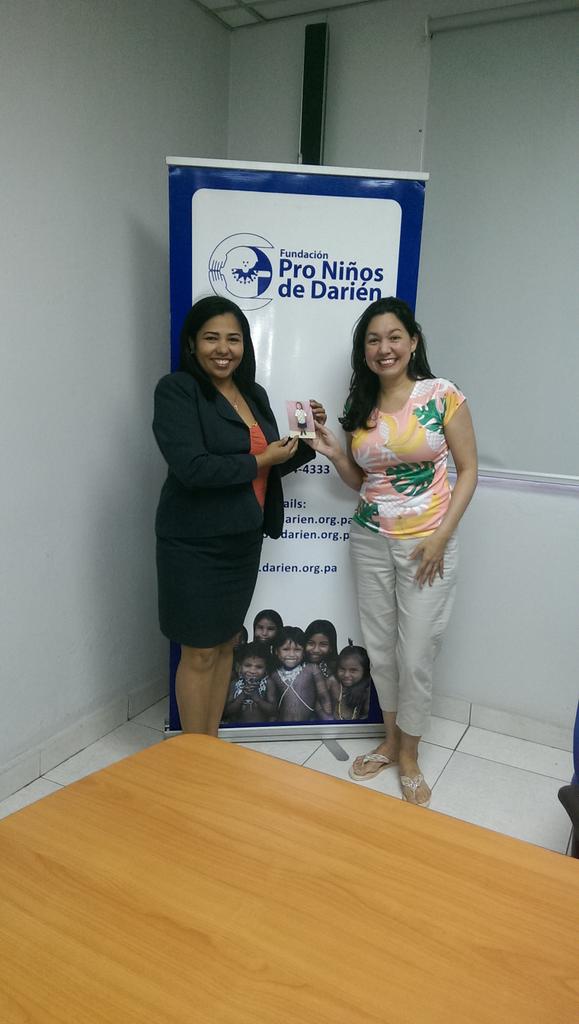 proninosdarien's tweet photo. Nueva madrina de la Fundación!!! Gracias @IrmaQuiros por aceptar ser parte de nuestra familia  #IrmaT  #miahijada #solidaridad #amor #donación https://t.co/n2CqSukIfH