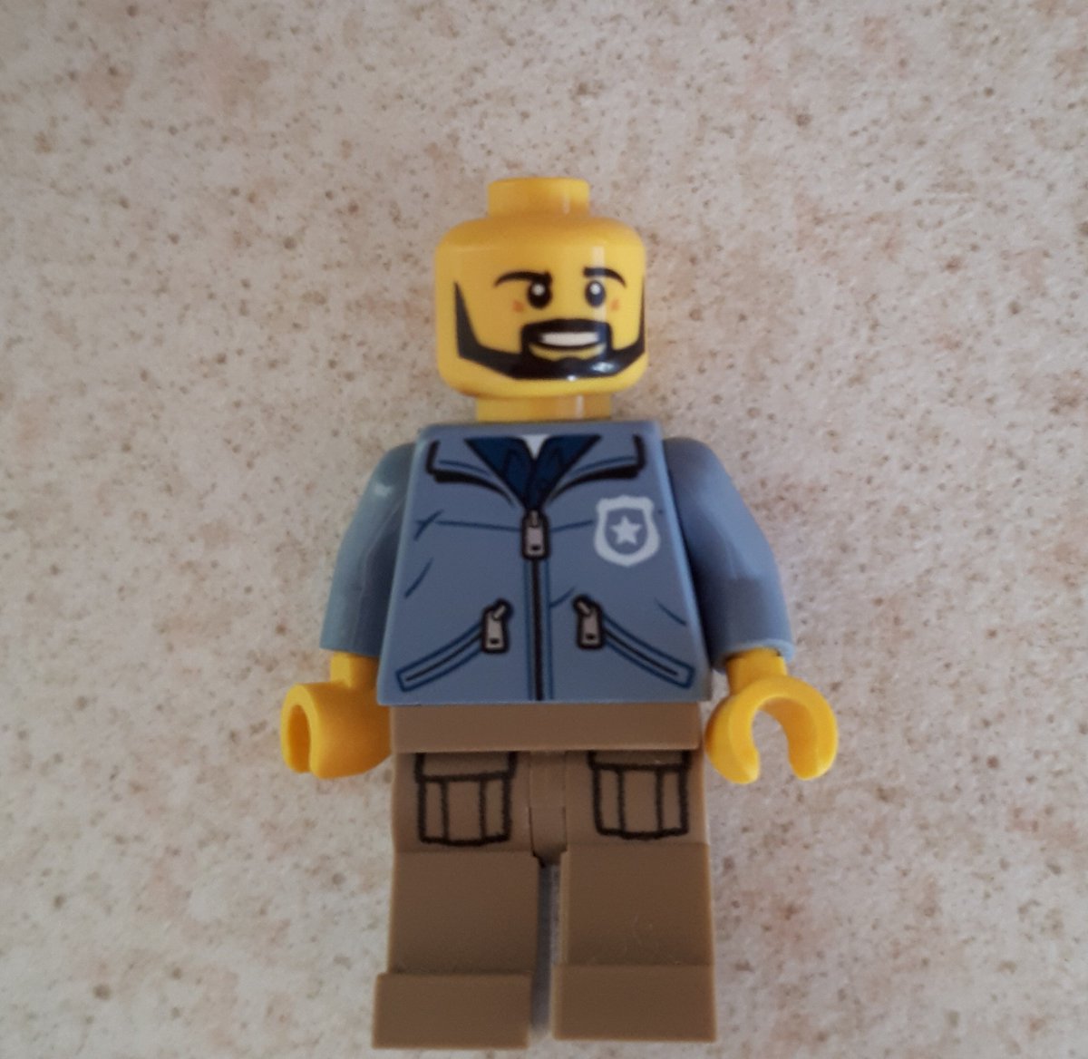 LezClark1's tweet photo. @Jamieclarkuk 
Well this is a bit freaky Mr C..... https://t.co/Z0WTjVVydl