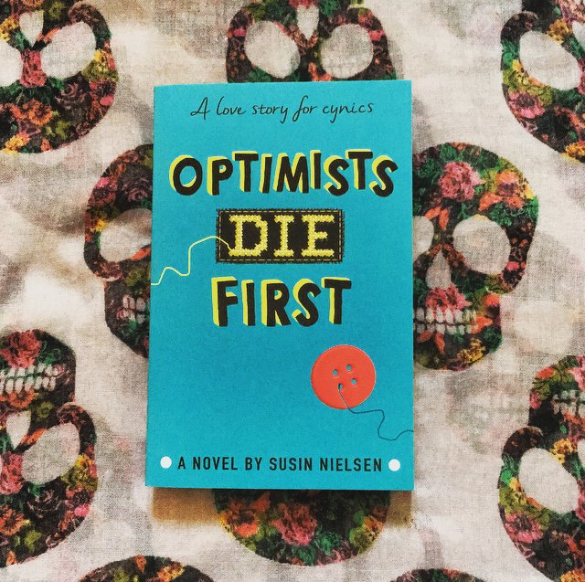 AndersenPress's tweet photo. Here's the new #OptimistsDieFirst cover! Are you an optimists or pessimist? Find out with our quiz https://t.co/6rWUol0xo1 @susinnielsen https://t.co/S8A3Da01zp