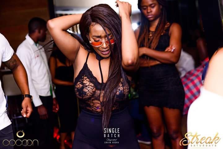 Kapina_T's tweet photo. What does a typical party 🎉 
@Cocoonloungejhb look like ?!

#Streaksaturdays 🔥🔥🎶🎶

👇🏼👇🏼👇🏼👇🏼👇🏼👇🏼👇🏼 https://t.co/9k85fZ5l19