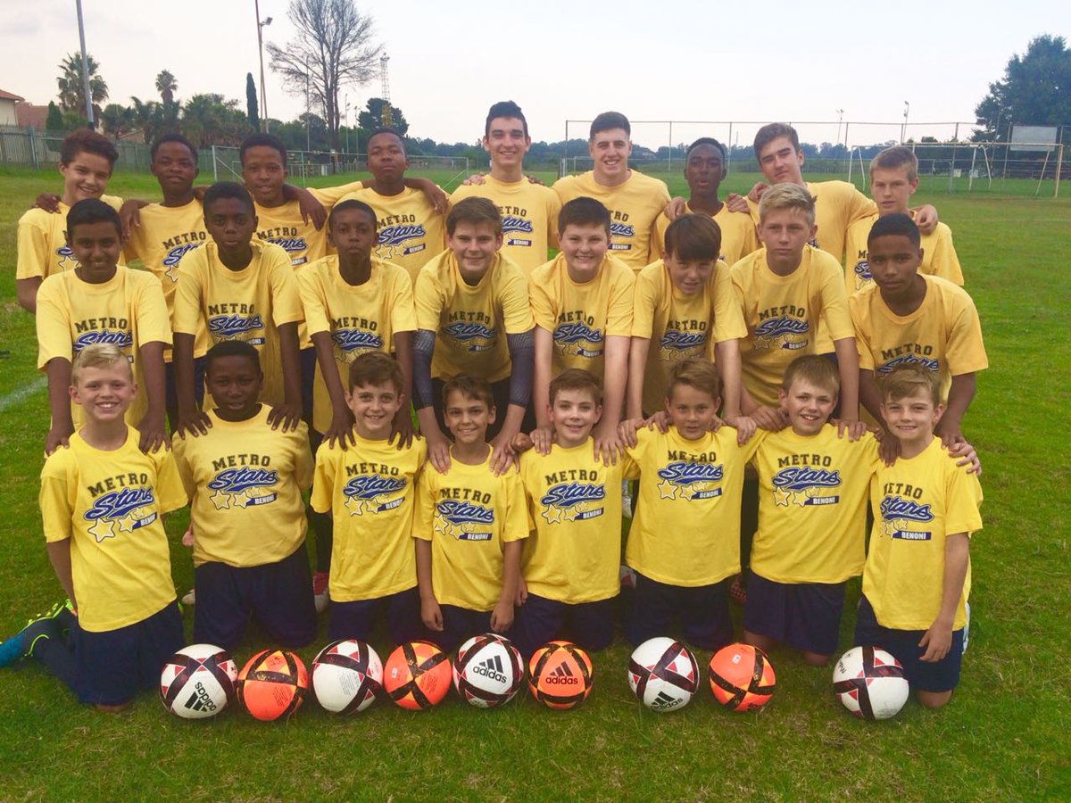 MetroStarsSA's tweet photo. Superb start to 2018. @Berniecoutinho @SashiChalwe @SAFA_net #lovefootball #developingfuturestars #metrostarsbenoni https://t.co/MJTWQ2v7zR