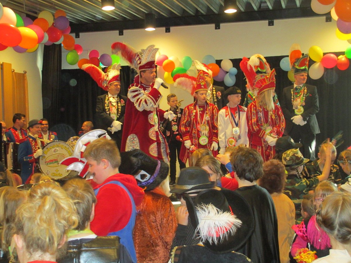 Geweldig carnavalsfeest met prins Sven <a href="/CvMelbuulkes/">CvMelbuulkes</a> en prins Brian <a href="/DeGaffelAoskes/">de Gaffel Aöskes</a>. Bedankt voor jullie komst!!
Meer foto's op onze facebookpagina!!
