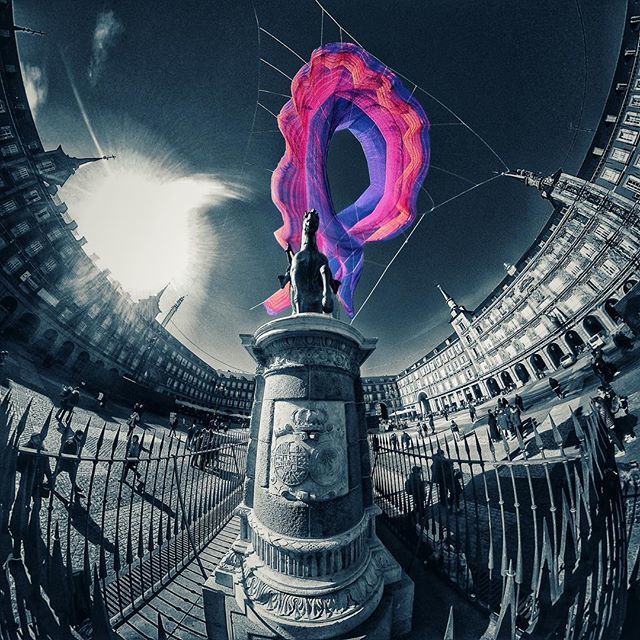 atlante83's tweet photo. Retículo endoplasmático
👾
👾
👾
#plazamayor #madrid #plazamayormadrid #insta360one #españa #spain #streetphotography #tinyplanet #lifein360 #360camera #360photography #spherical #tinyplanetph #smallplanet #littleplanet #360video #vr ➡️ https://t.co/GUSUoBAr25 ⬅️ https://t.co/QomESVMqPl