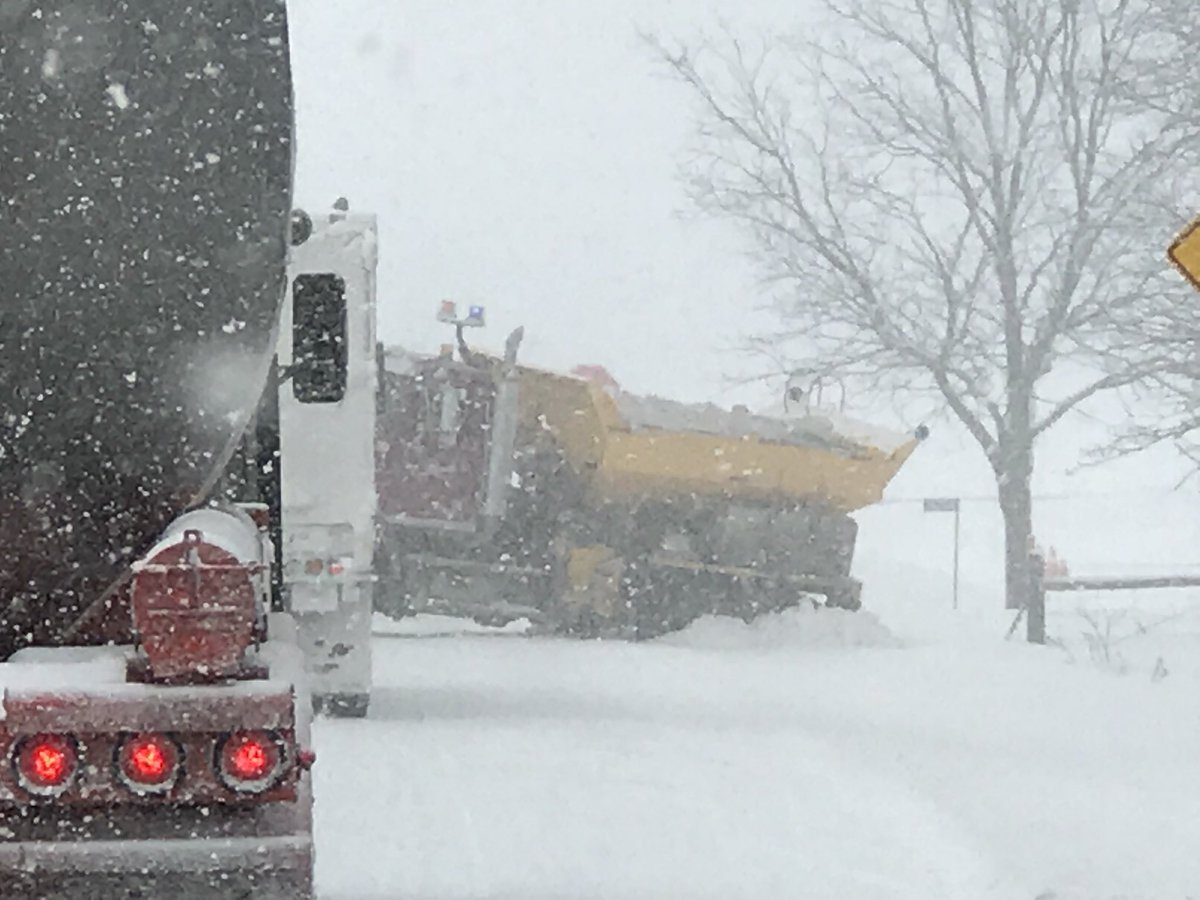squidjohnson's tweet image. @London_Traffic snow plow in the ditch at hwy 7 and Adelaide blocking both lanes of Adelaide.