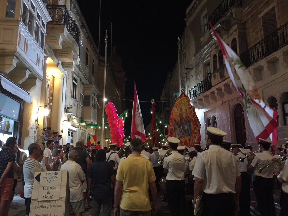 GlobalStudentEn's tweet photo. Maltese people are very sociable. They have religious festivals often, with brass bands and local people walking through towns to celebrate. They speak English and Maltese #Malta https://t.co/z2eGrkXgOl