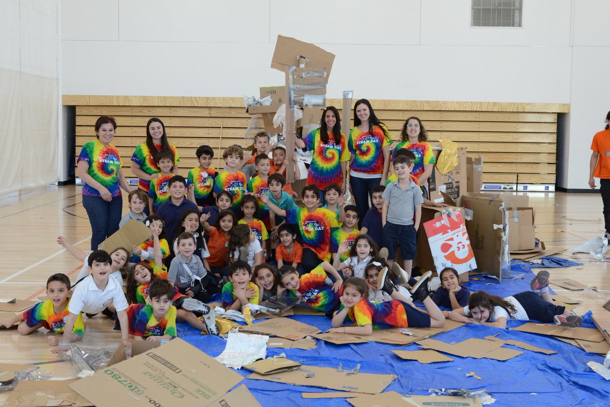 ProjectStudioLA's tweet image. Thanks to everyone who helped to make STEAM day @WiseSchoolLA a huge success. We&apos;re getting amazing feedback from kids and parents! @reDiscoverCtr @casciencecenter @googleresearch #GoogleAR @StarEcoStation @MilkenKnights #Steam #STEMed