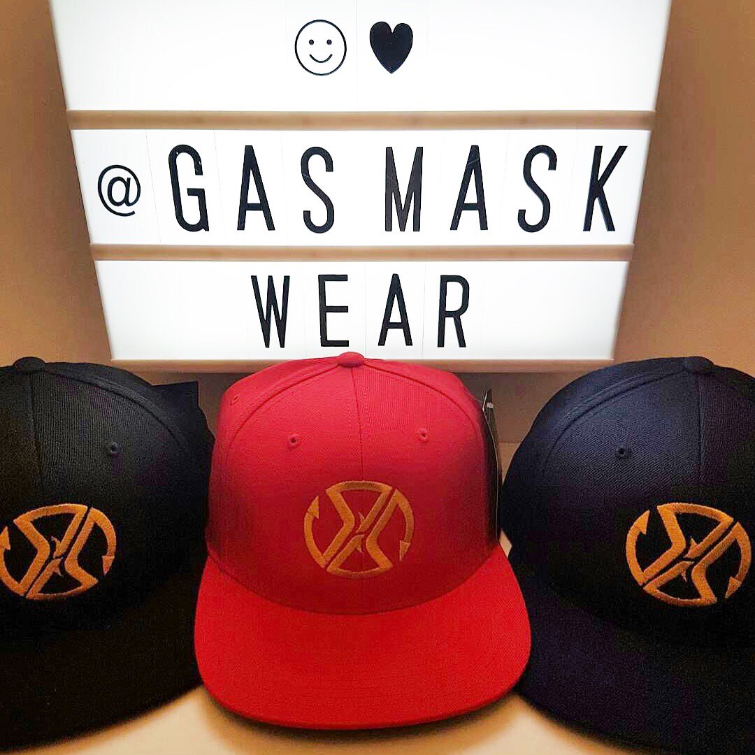 #SoSolidCrew #SnapBacks Collab Now Available via <a href="/GasMaskWearGMW/">Gas Mask Wear</a> get your #SoSolid Caps NOW✨
#Black #Red #Navy <a href="/faceuk/">Face Uk</a> 👏🏾