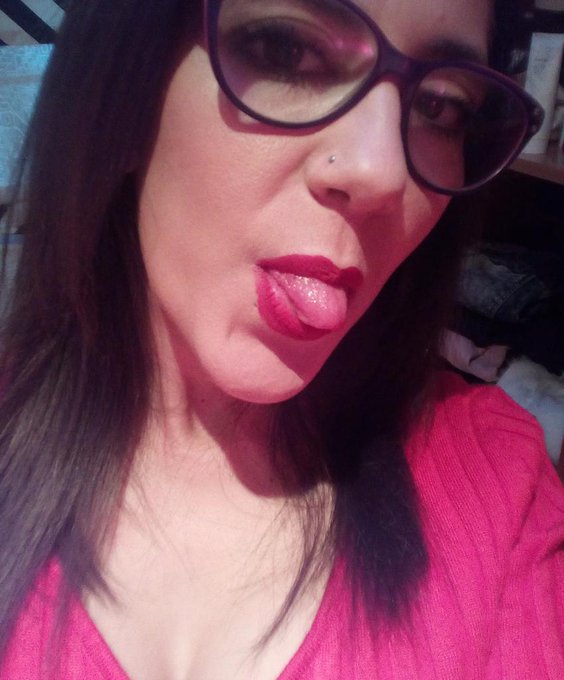 Dentro de poco la zorra de turno volver&aacute; a su habitad natural good bye anor&eacute;xica https://t.co/tKaAy2<a href="/tag/sevilla"class="tags"><span>#sevilla</span></a><a href="/tag/feliztardes"class="tags"><span>#feliztardes</span></a><a href="/tag/jaen"class="tags"><span>#jaen</span></a>