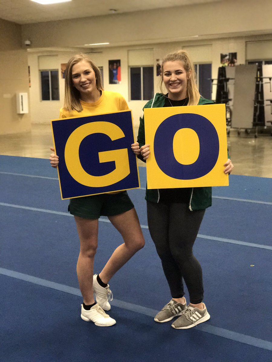 GabbiBrownn's tweet photo. Just wanna say goodluck &amp; GO eagles, bring home the gold {again} 🏆😜  #eagleempire #alumni @LiveOakHSCheer  @LOJH_Cheer https://t.co/dRZvpt2y5F