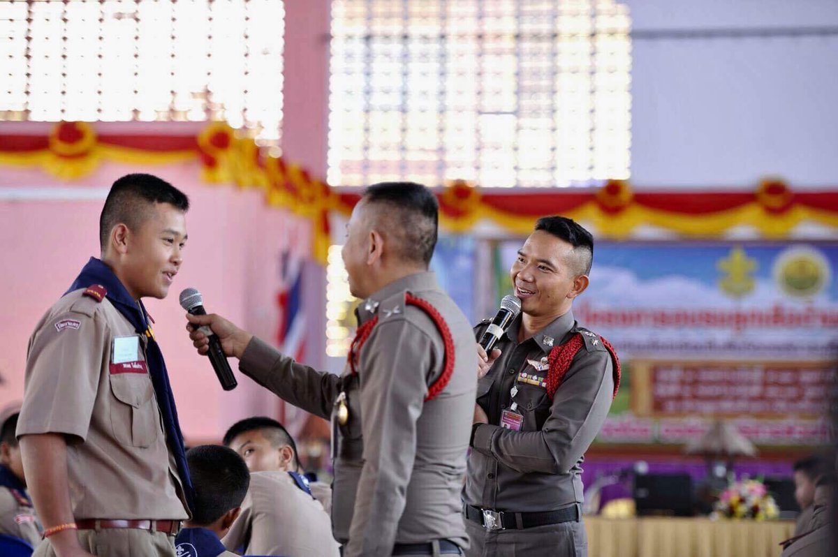 keaytuy's tweet photo. #รอยยิ้มแค่เห็นก็สุขใจ #ลูกเสือต้านยาเสพติด บรรยากาศแห่งสาระเสียงเพลงและรอยยิ้ม #กองลูกเสือ อบจ.สระแก้ว #ขอบคุณ ผอ.จีระศักดิ์ ศรีทองคำ และคณะครูอาจารย์ #ค่ายลูกเสือโรงเรียนบ้านนางงาม #สารวัตรหนุ่มเดอะปิ๊งฯ #เข้มเดอะปิ๊ง #เข้มเขาสิงโต ภาพโดย https://t.co/IgU6ijKxfP https://t.co/FZi2zB1yl2