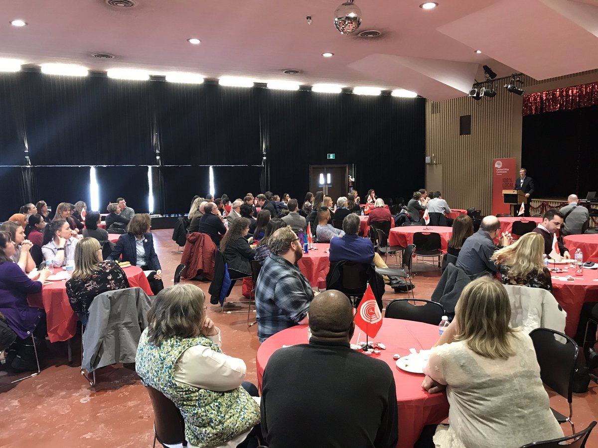 JimWatsonOttawa's tweet photo. So proud of our @ottawacity staff who raised over $300,000 for @UnitedWayOttawa this year. City of Ottawa staff have raised over $7,000,000 in the lifetime of this campaign. Job well done! Special thanks to Honourary Co-Chair @qaqishmichael and Campaign Chair Dan Chenier! https://t.co/3brAvF3MHE