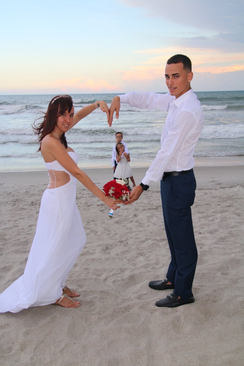 bchweddings's tweet photo. @flbeachwedd Cocoa Beach Weddings !
Where Dreams Come True Since 2001 ! https://t.co/fWHxl8eW9t
Captured By Authentic Photography By Sherri !
266 North Atlantic Av. 407.970.7314
destinationweddingsinflorida@gmail.com https://t.co/3ZElYvjQ6v