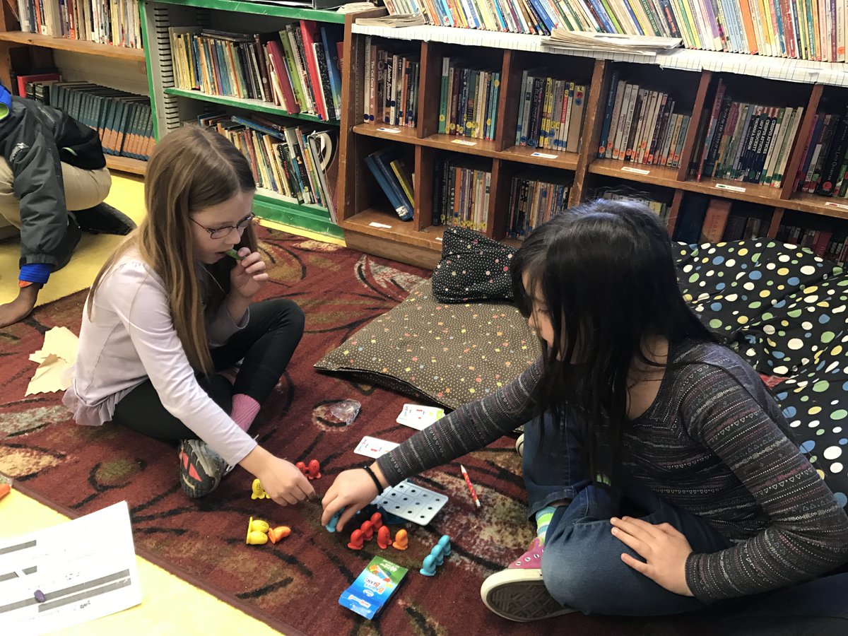 ChristanMartin5's tweet photo. "It's not just about weight... you have to consider placement too!" "This connects to simple machines!" "What you just tried gave me so much information!" Just a few comments from #CBG3rd graders while playing #BalanceBeans! @ccps_gifted @ThinkFun @HeningHornets https://t.co/haTKEL7TOp