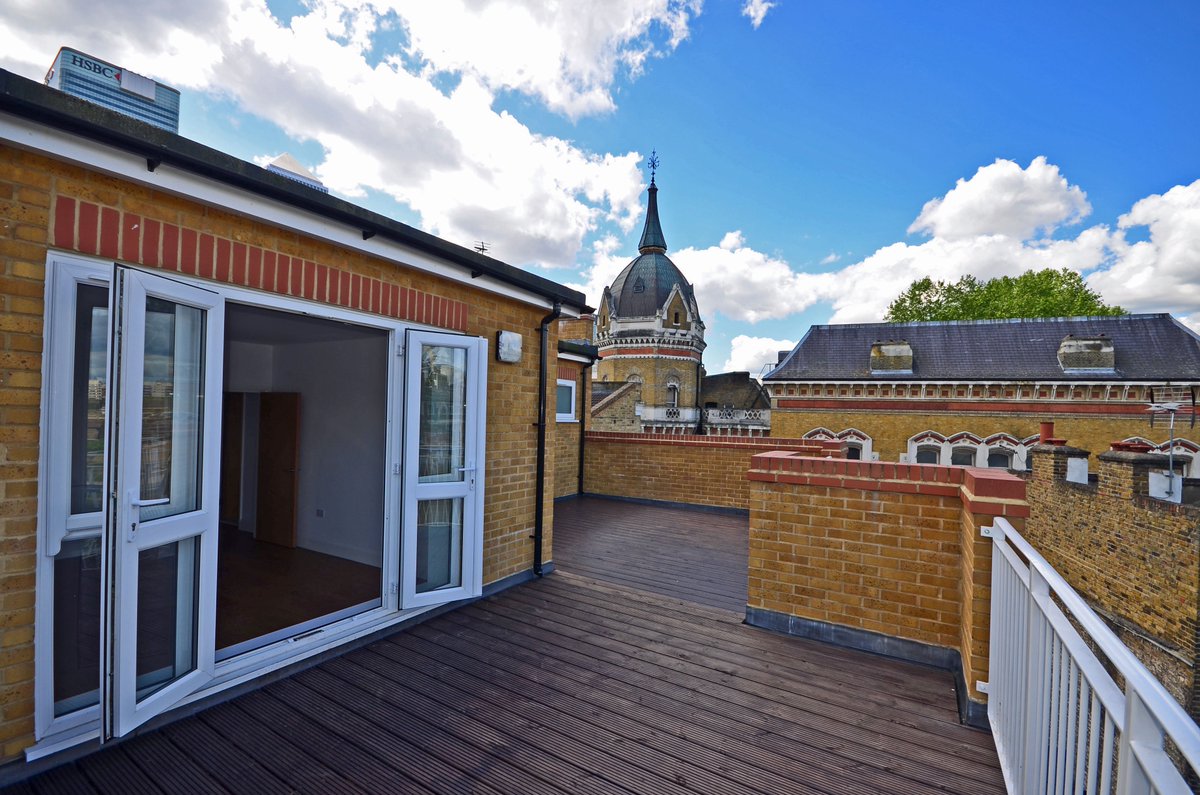 Let! - Lovely 2 bedroom modern flat in E14 with great views of the city. We have many professional applicants on our database looking for flats in this area, please contact us on 020 8506 9800 for a free valuation.  #Poplar #landlords #property