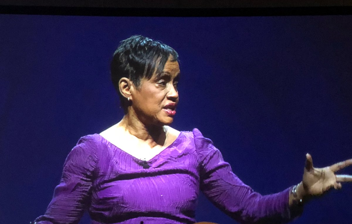 EduDeeDee's tweet photo. “When you hit torn pages......write your own stories....” #benotdiscouraged #TCEA2018 #judgeglendahatchett https://t.co/x2ocl38Fvy