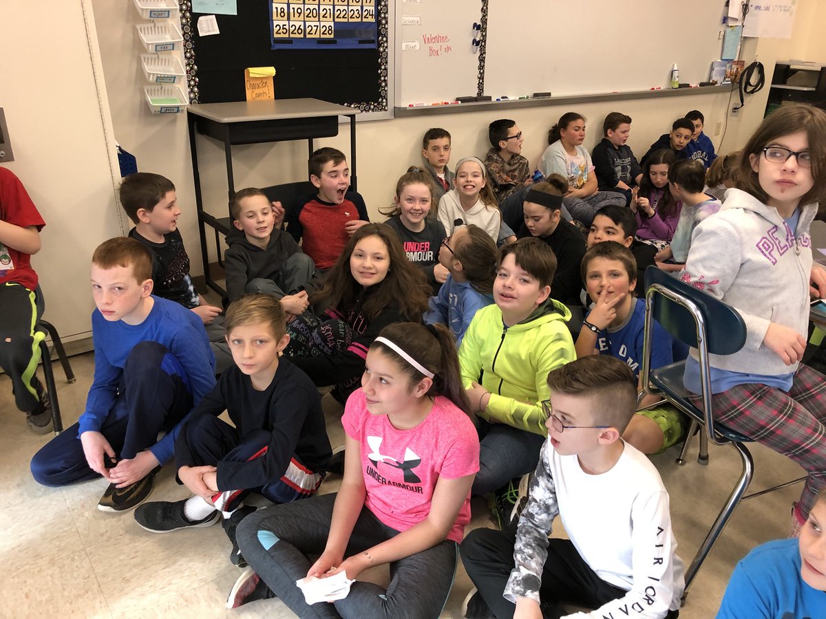 MrsFitz425's tweet photo. NH State Senate President Chuck Morse and Managing Partner Robert Blaisdell came to speak to the 4th and 5th graders about the NH State House today. https://t.co/eejvqthcld