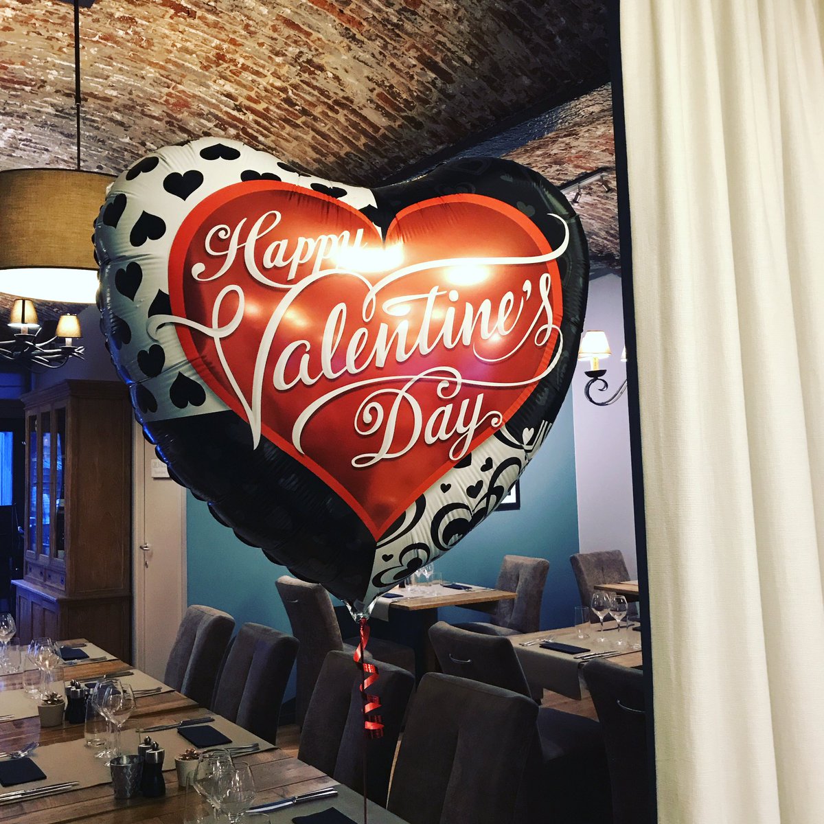 Lets make it a valentines week! ❤️😘💓😍🎉💋 #taandeel #lovelovelove #valentinesweek #justthetwoofus #❤️ <a href="/douglasdk/">douglas</a> <a href="/taandeel/">Douglas De koster</a>