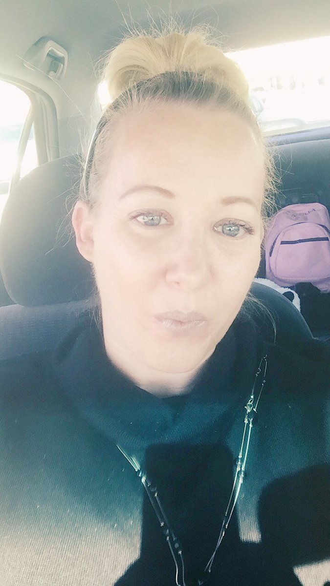 OMG_Jessica_G's tweet image. 😎 #HappyFridayBitches 😎