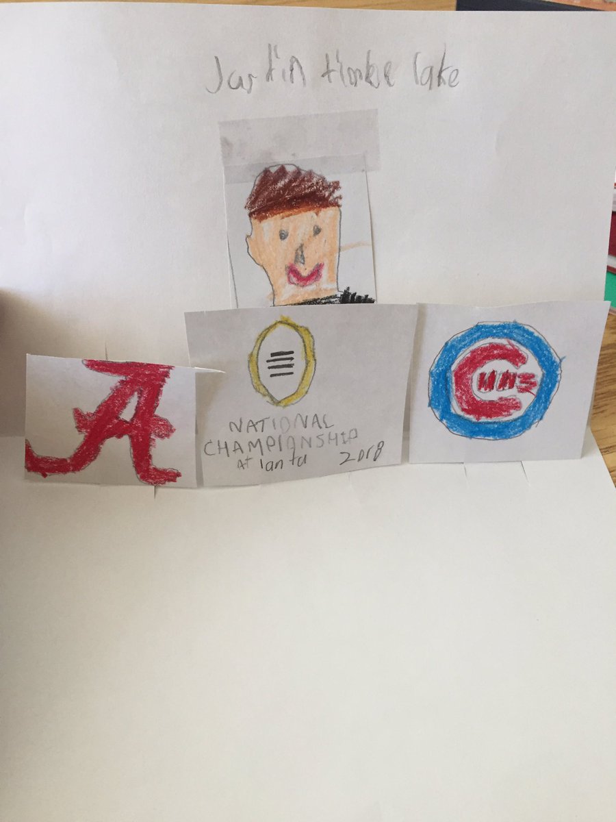 Lauren_L_Blake's tweet photo. When a 4th grade student, who happens to be your son, makes you a card for #NSCW2018 w/your fav things! 😂 ❤️🤷🏼♀️#MESkind #pleasestaylittle https://t.co/6iyBT1BfyP