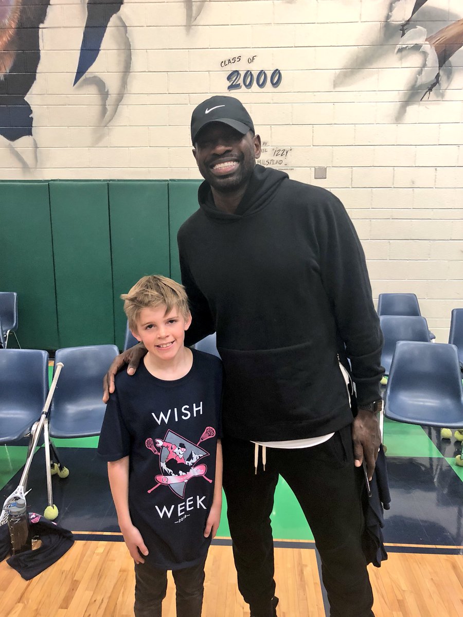 TRidgeGrizzlies's tweet photo. GREAT WISH WEEK ASSEMBLY! Thanks to our very special guests, the Denver Outlaws, the Mammoth Dance Team, &amp; Jason Richardson! We got to make it a special day for a special person. We love you Quade!! @jrich23 @DenverOutlaws @MammothLax https://t.co/XVRhhyP5wC